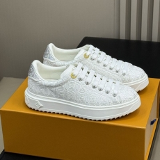 Louis Vuitton Low Shoes